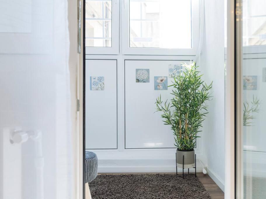 Cozy Studio Next To House Of Parliament Bukares Bagian luar foto